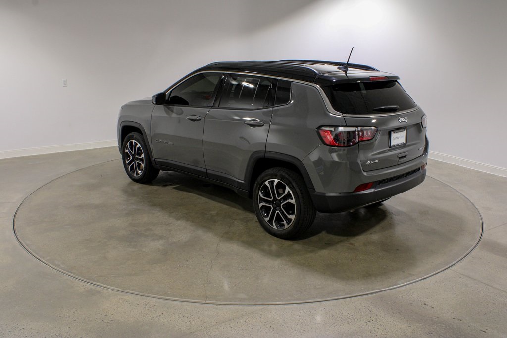 2024 Jeep Compass Limited photo 2