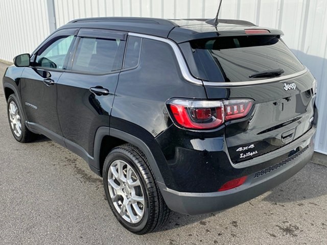2022 Jeep Compass Latitude Lux photo 5