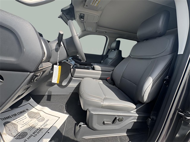 2025 Ford Expedition MAX XLT photo 26