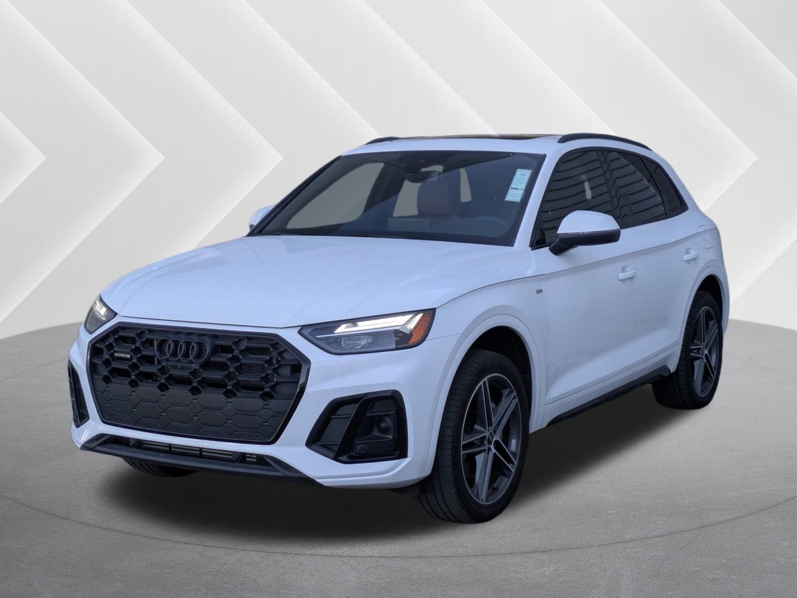 2023 Audi Q5 Premium Plus's photo