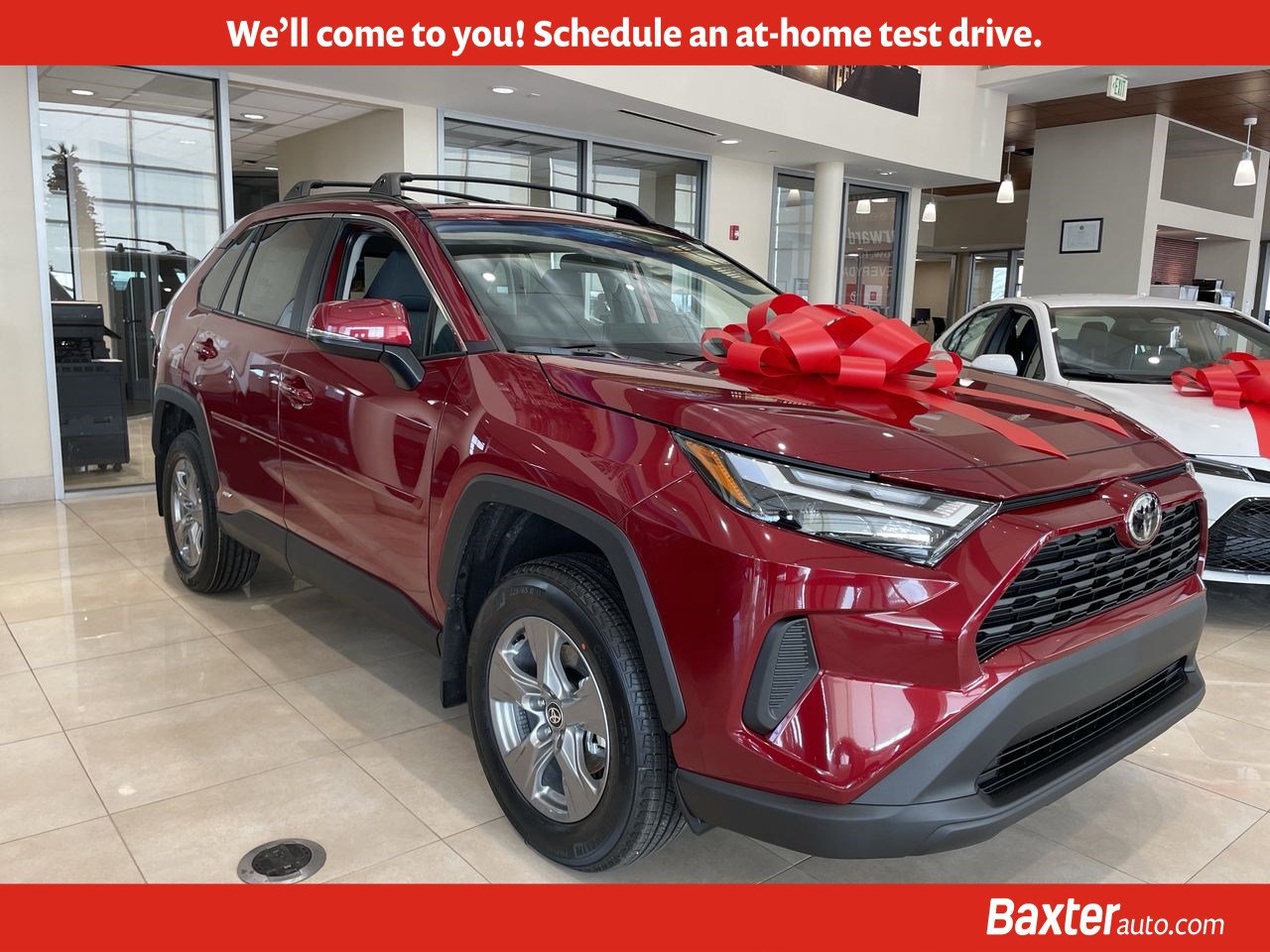 2025 Toyota RAV4 XLE's photo