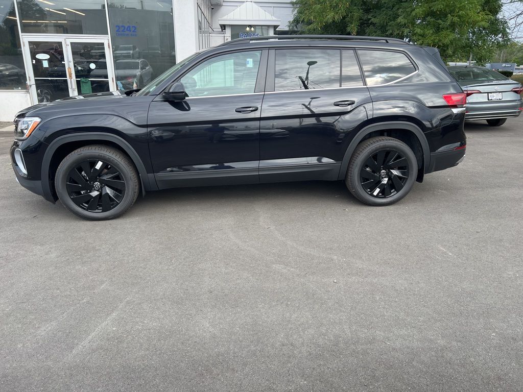 2026 Volkswagen Atlas SE Technology photo 11