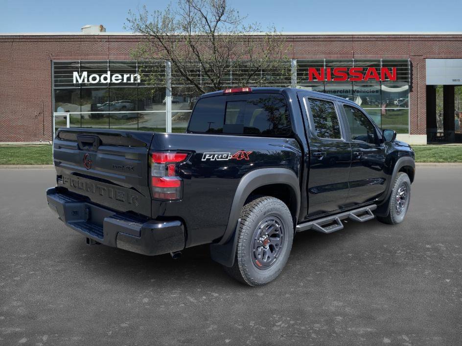 2026 Nissan Frontier Crew Cab PRO-4X photo 4