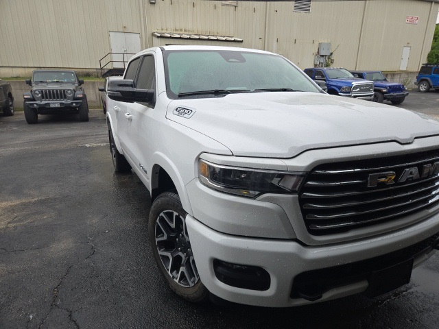 2025 Ram 1500 Laramie photo 3