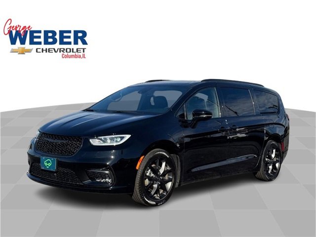2025 Chrysler Pacifica Limited's photo