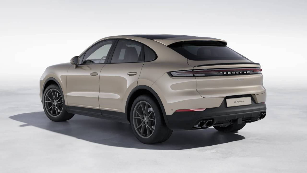 2026 Porsche Cayenne Coupe photo 2