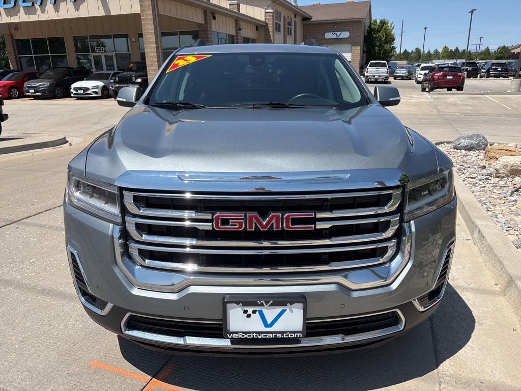 2023 Gmc Acadia SLT photo 2