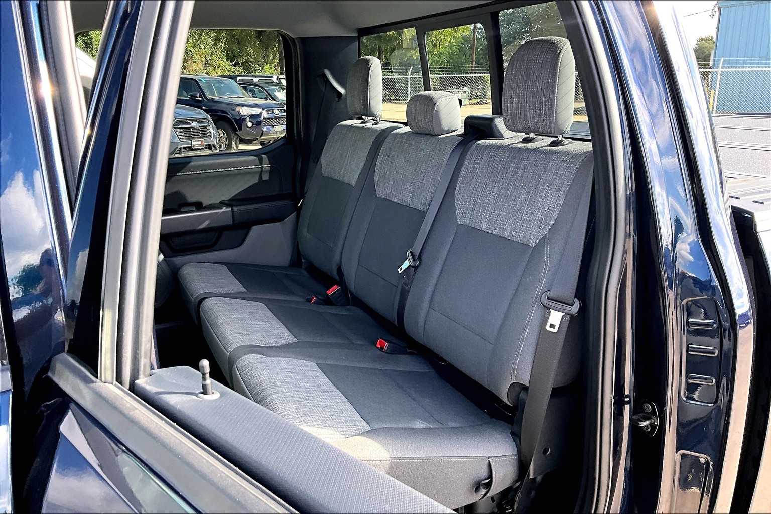 2022 Ford F-150 XLT photo 20