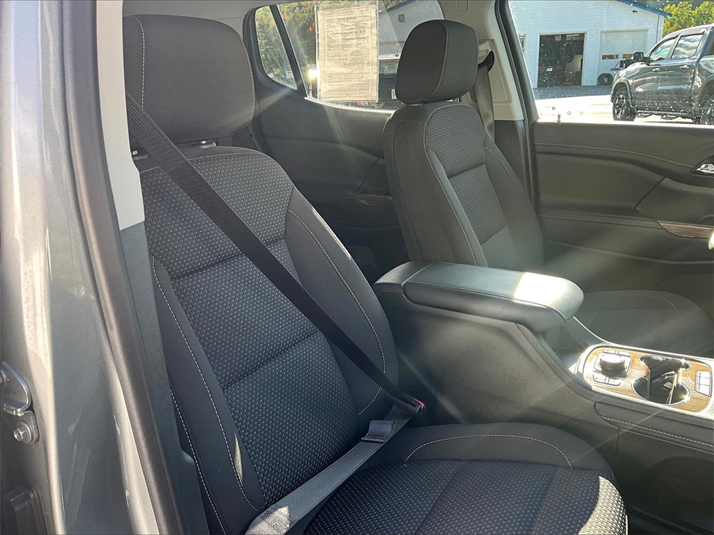 2023 Gmc Acadia SLE photo 11