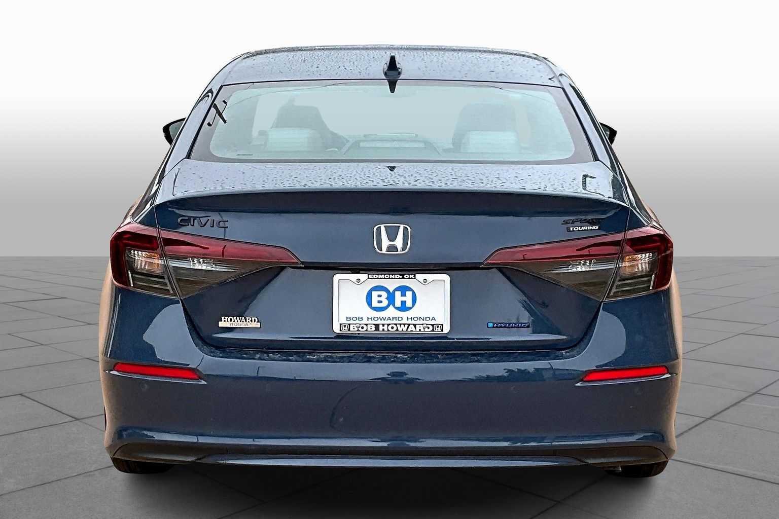 2026 Honda Civic Hybrid Sport Touring photo 4