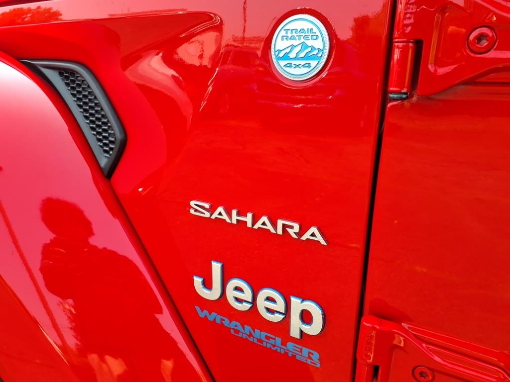 2022 Jeep Wrangler Unlimited Sahara 4xe photo 10