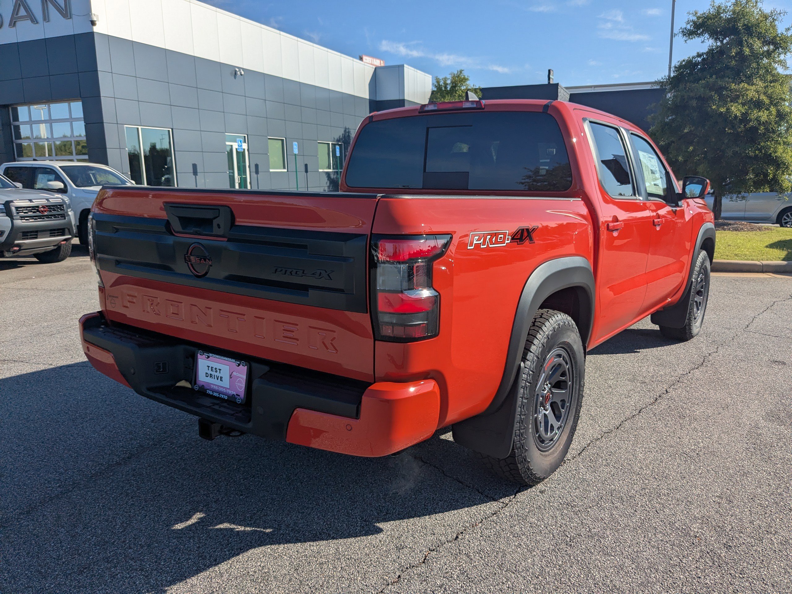 2026 Nissan Frontier Crew Cab PRO-4X photo 3