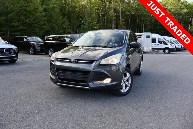 2015 Ford Escape SE photo 2