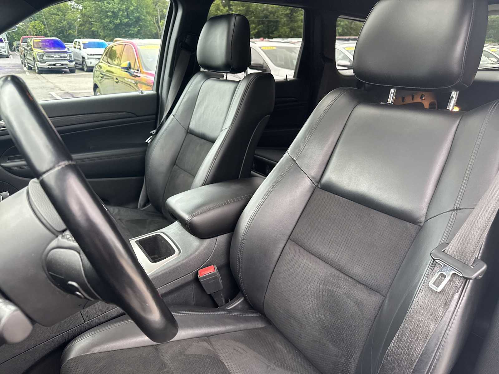 2021 Jeep Grand Cherokee Laredo X photo 19