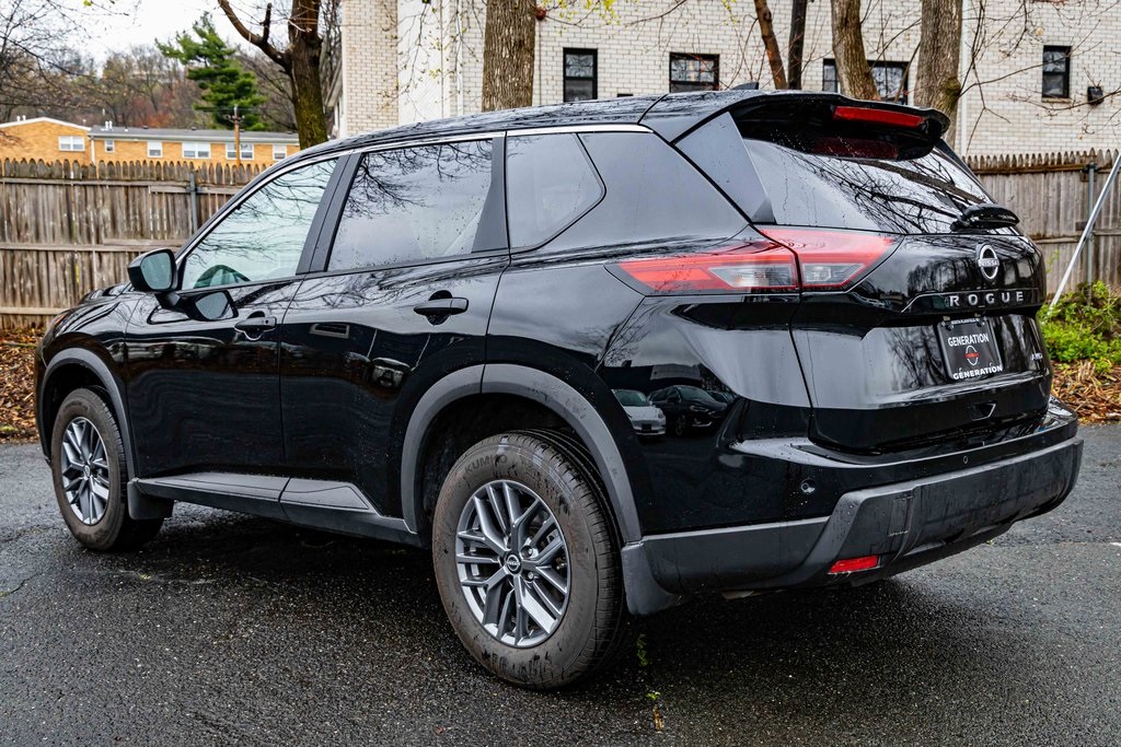 2024 Nissan Rogue S AWD photo 4
