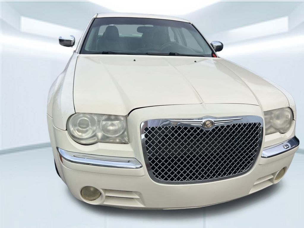 2005 Chrysler 300 C Base photo 4