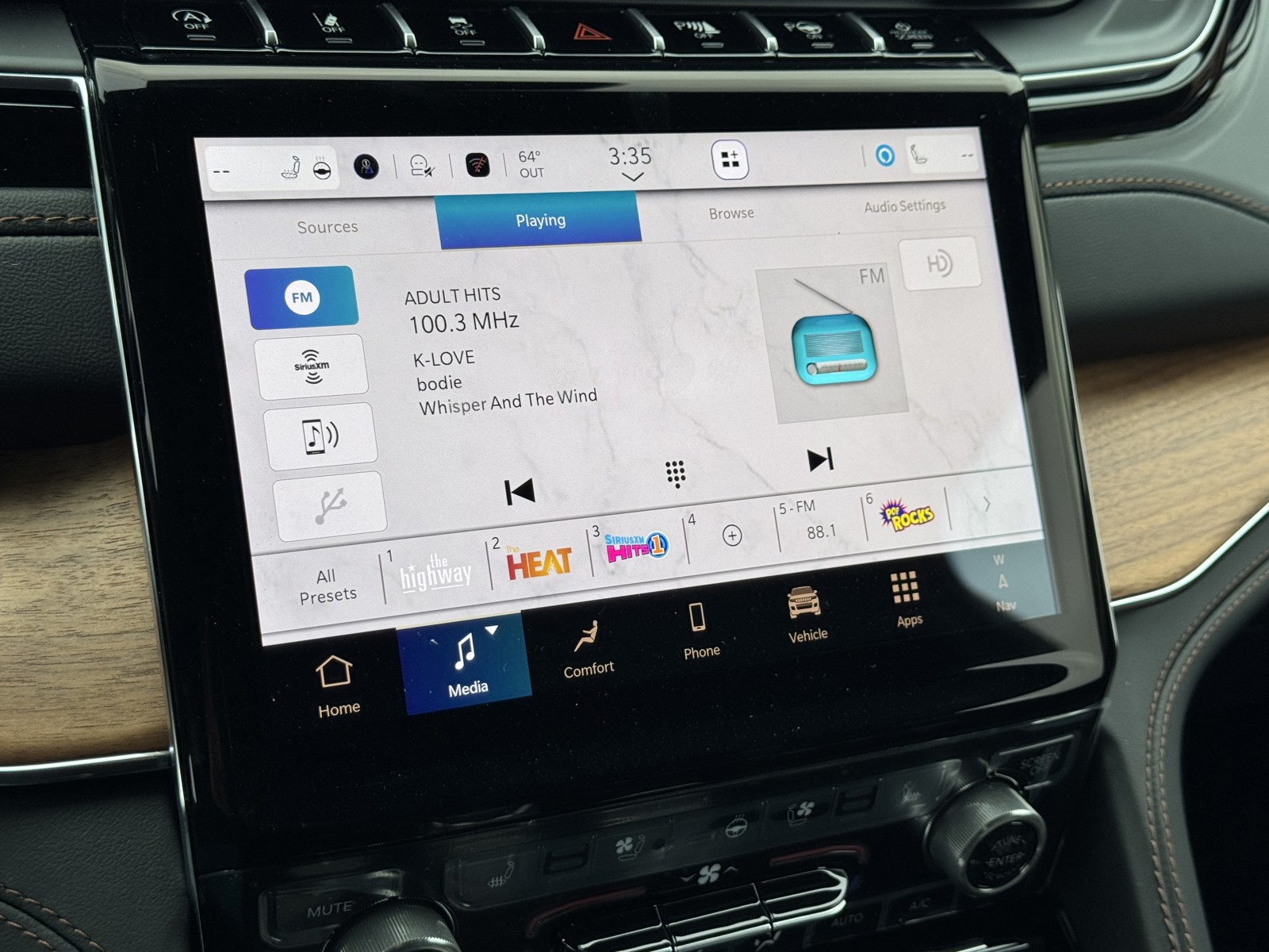 2025 Jeep Grand Cherokee L Summit Reserve photo 18