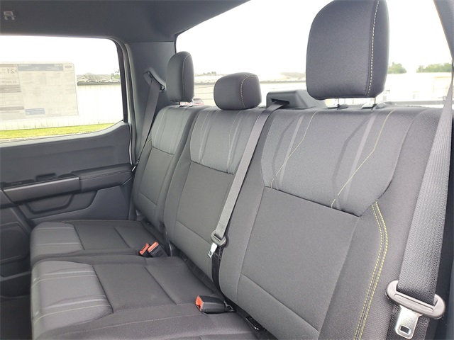 2025 Ford F-150 STX photo 9