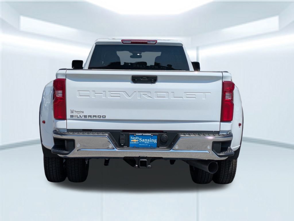 2026 Chevrolet Silverado 3500HD High Country Work Truck photo 3