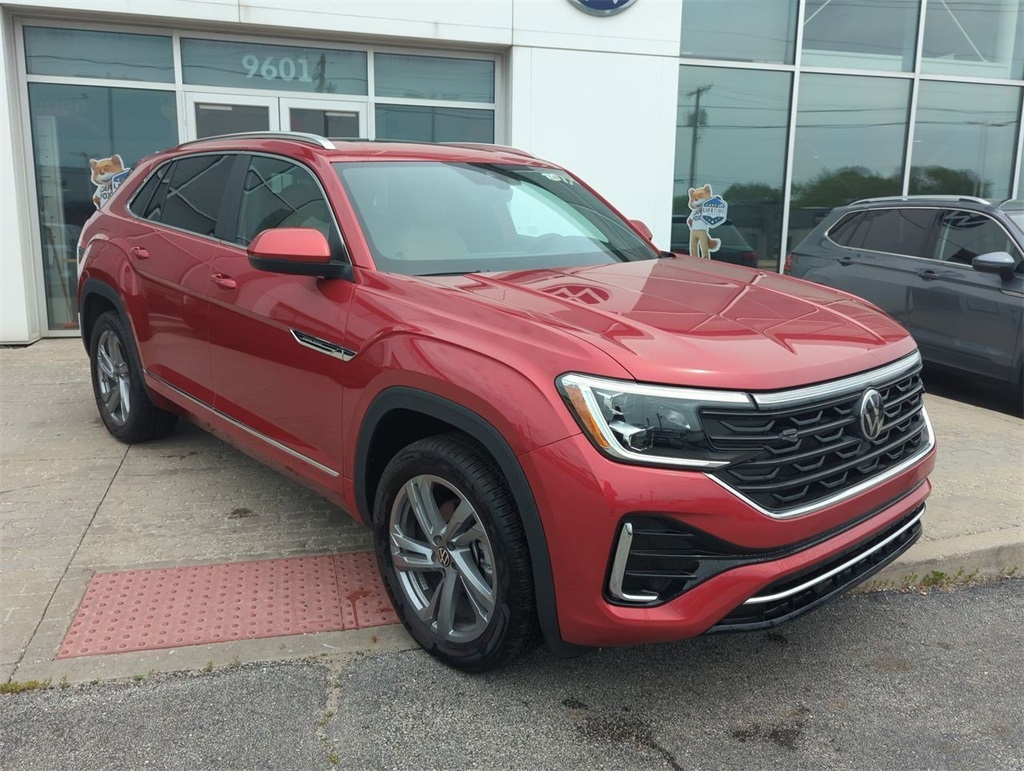 2024 Volkswagen Atlas Cross Sport SEL R-Line photo 2