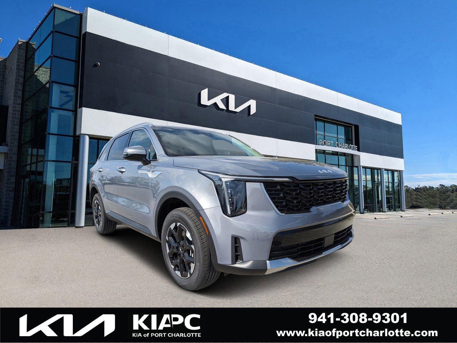 2025 Kia Sorento S's photo