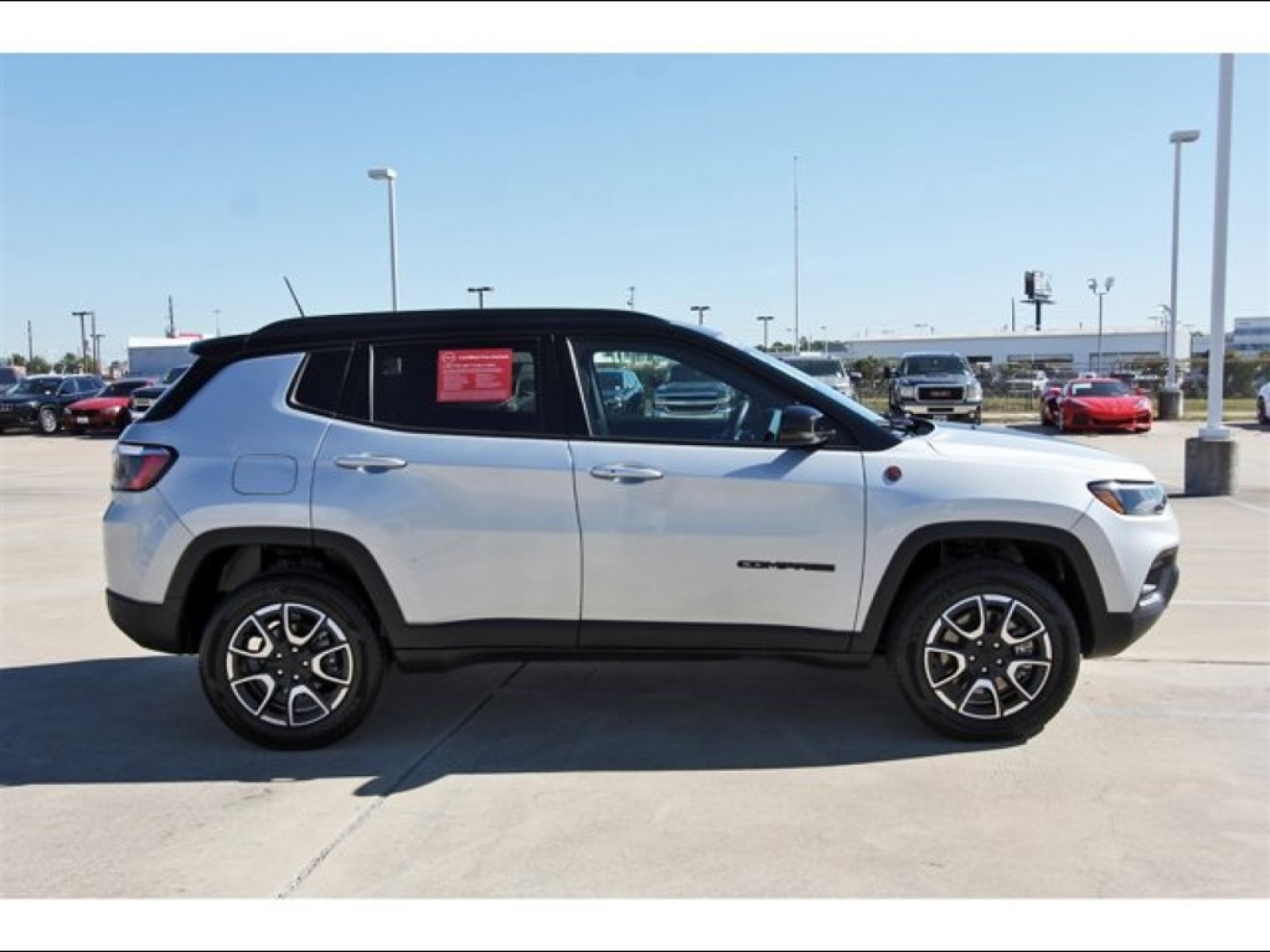 2024 Jeep Compass Trailhawk  at Robbins Nissan