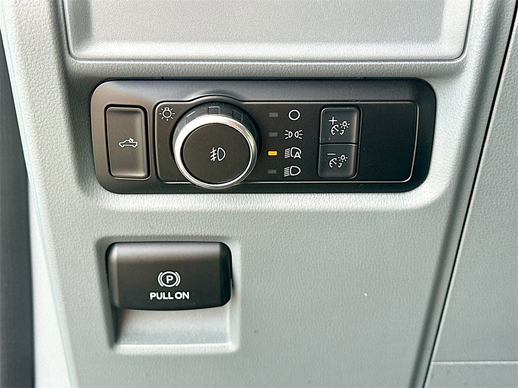 2023 Ford F-150 XL photo 10