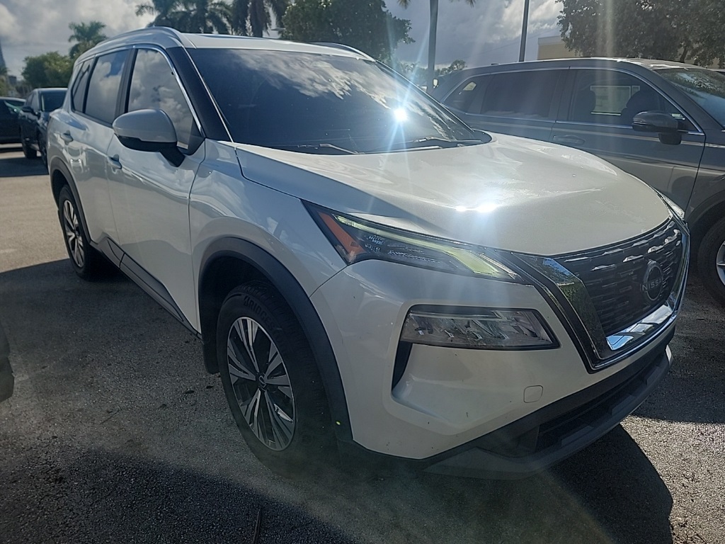 2023 Nissan Rogue SV photo 4