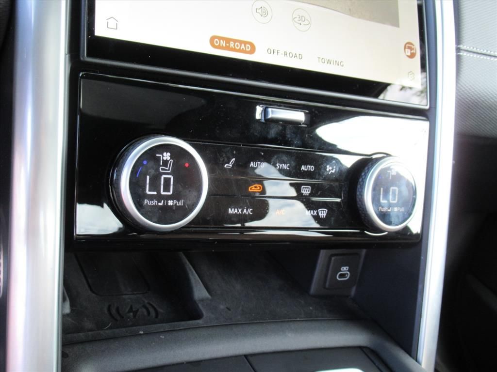 2024 Land Rover Discovery SE photo 22