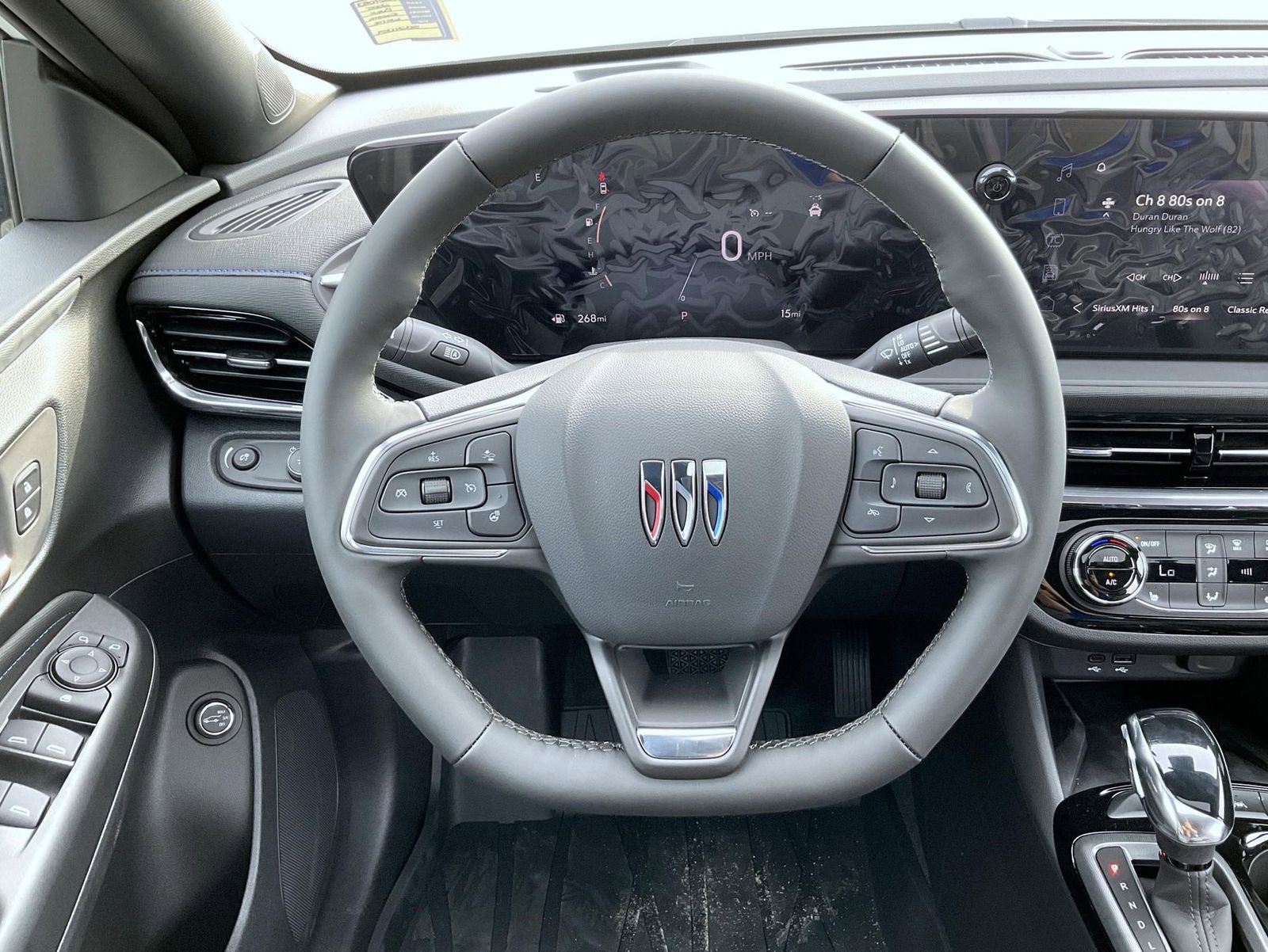 2025 Buick Envista ST photo 11