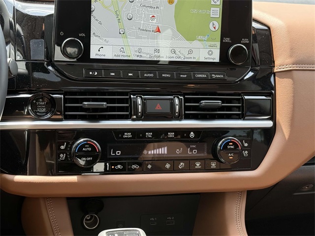2025 Nissan Pathfinder Platinum photo 21