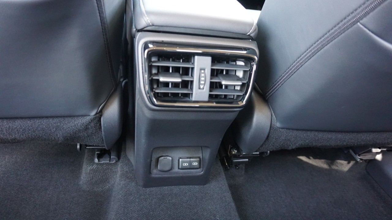 2025 Lexus NX Premium photo 32