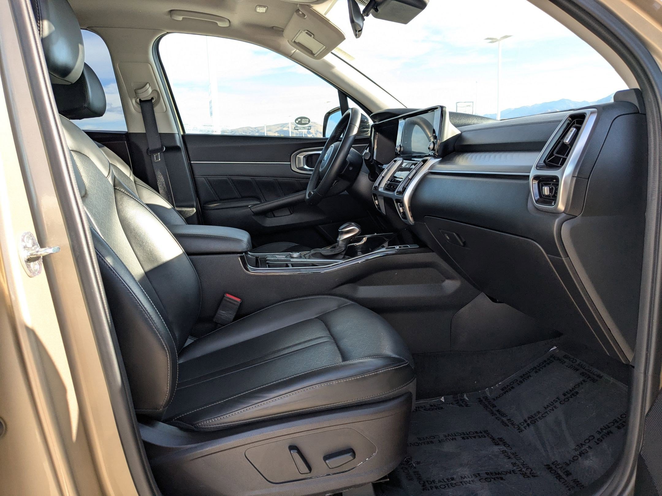 2021 Kia Sorento SX photo 22