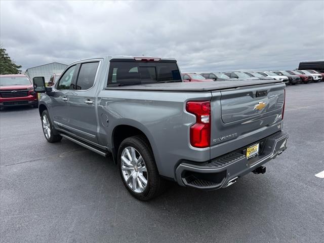 2024 Chevrolet Silverado 1500 High Country photo 3