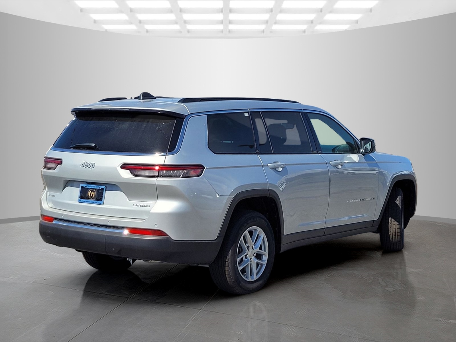 2025 Jeep Grand Cherokee Laredo X photo 4