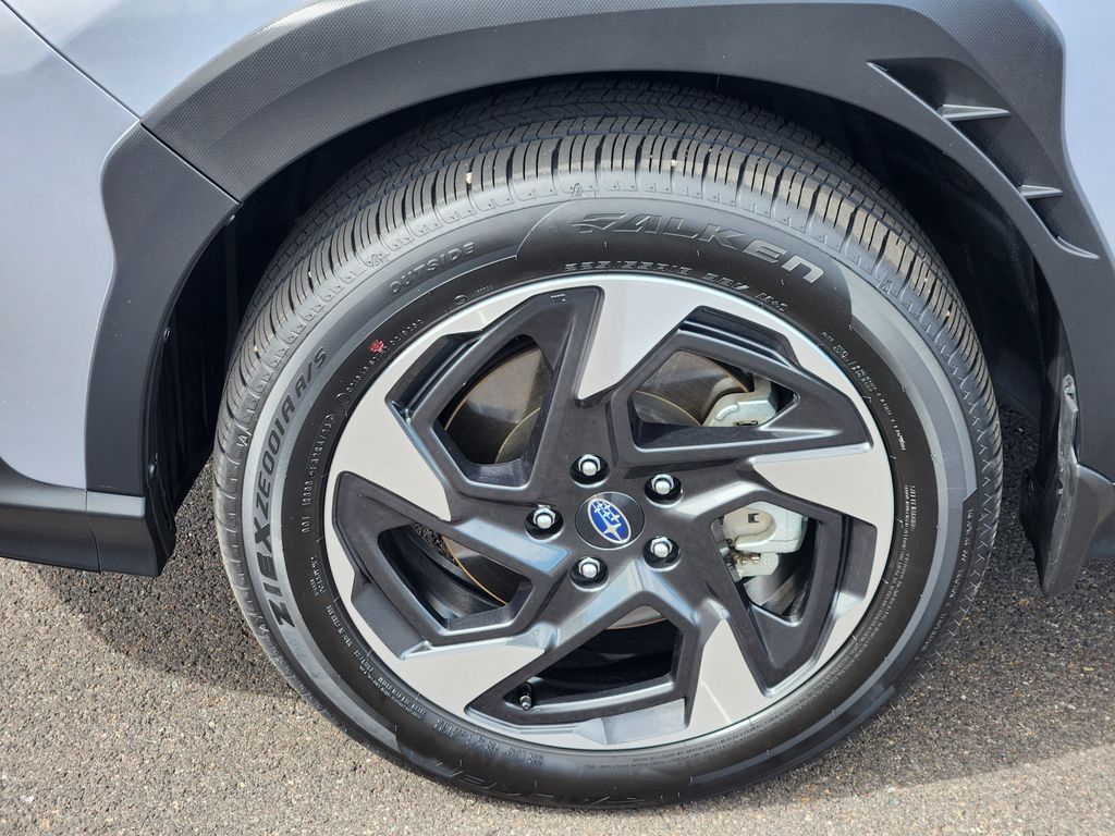 2024 Subaru Crosstrek Limited photo 7