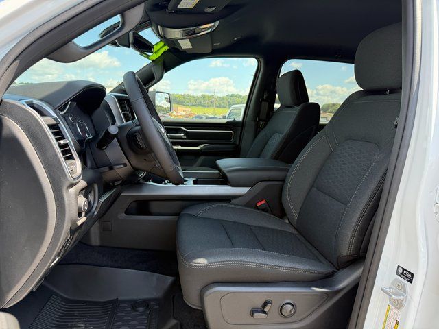 2026 Ram 1500 Big Horn photo 4