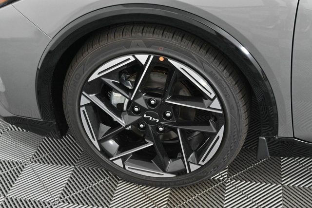 2025 Kia K4 GT-Line photo 23