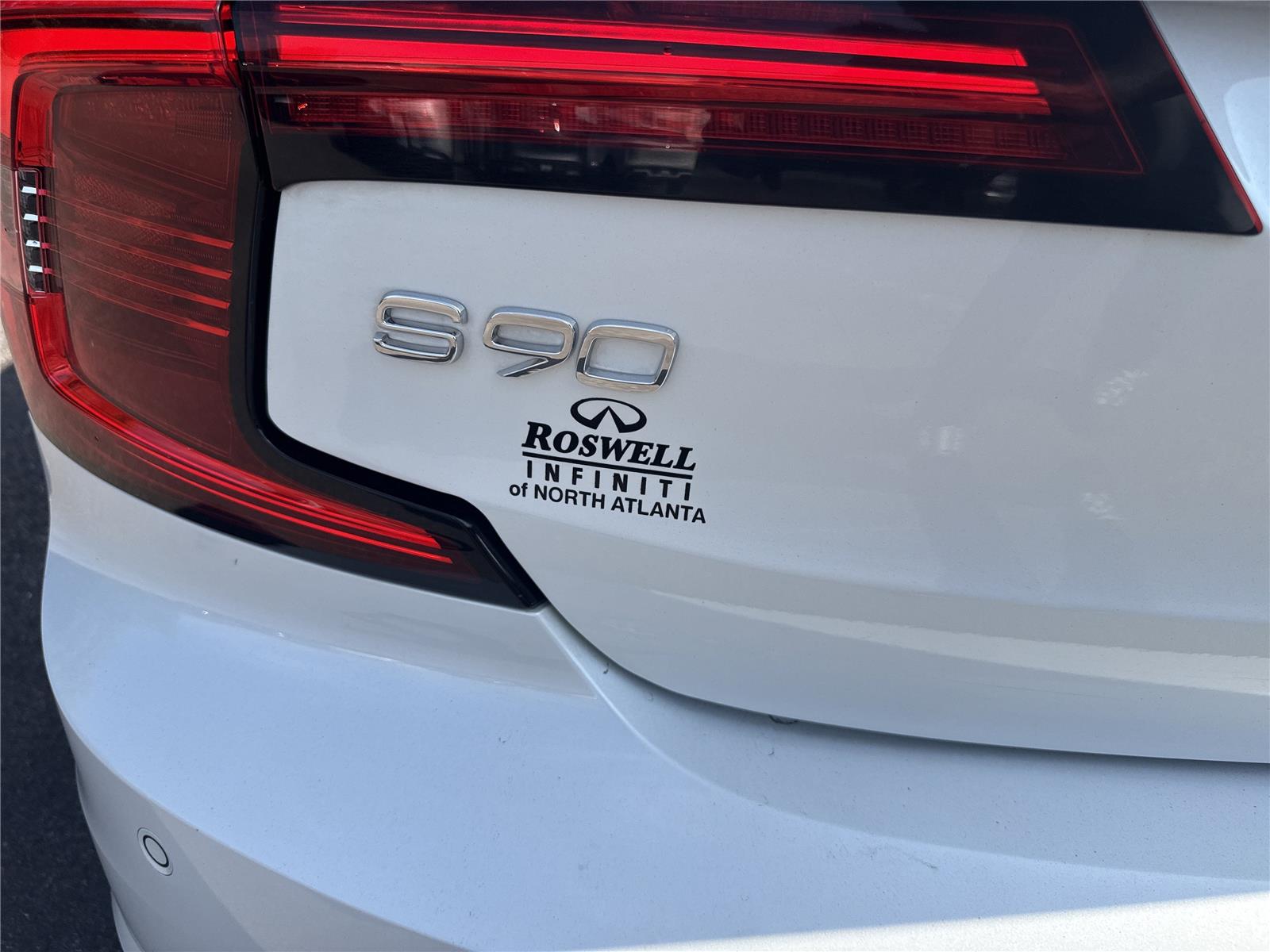 2023 Volvo S90 Ultimate photo 7
