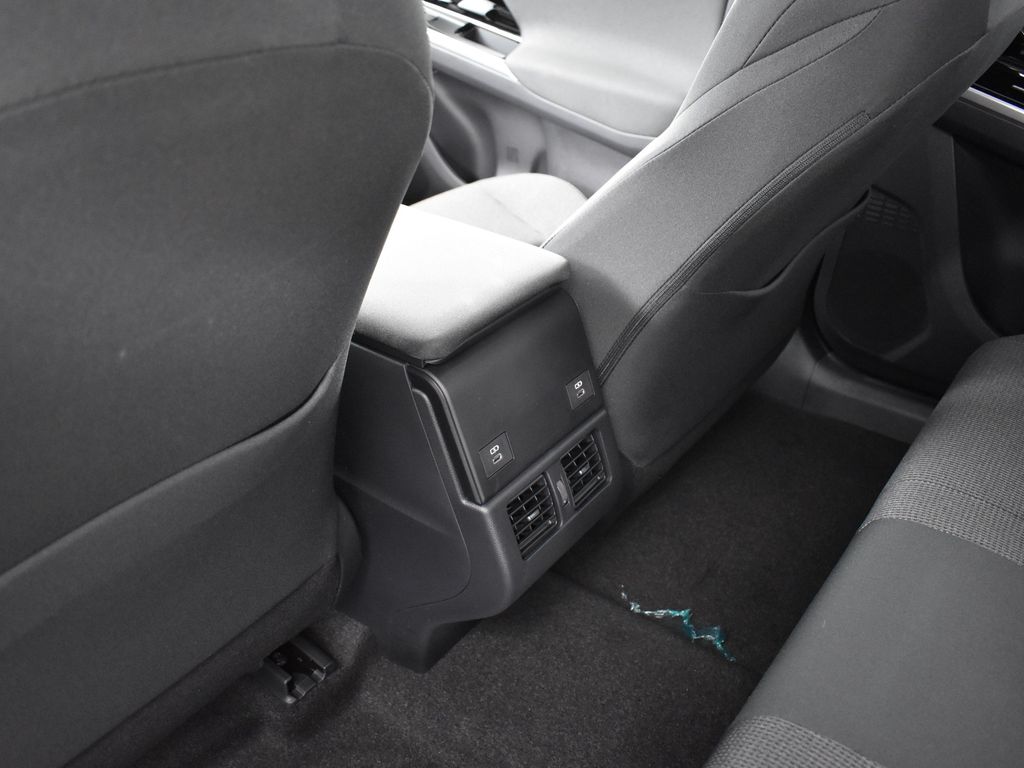 2025 Subaru Solterra Premium photo 22