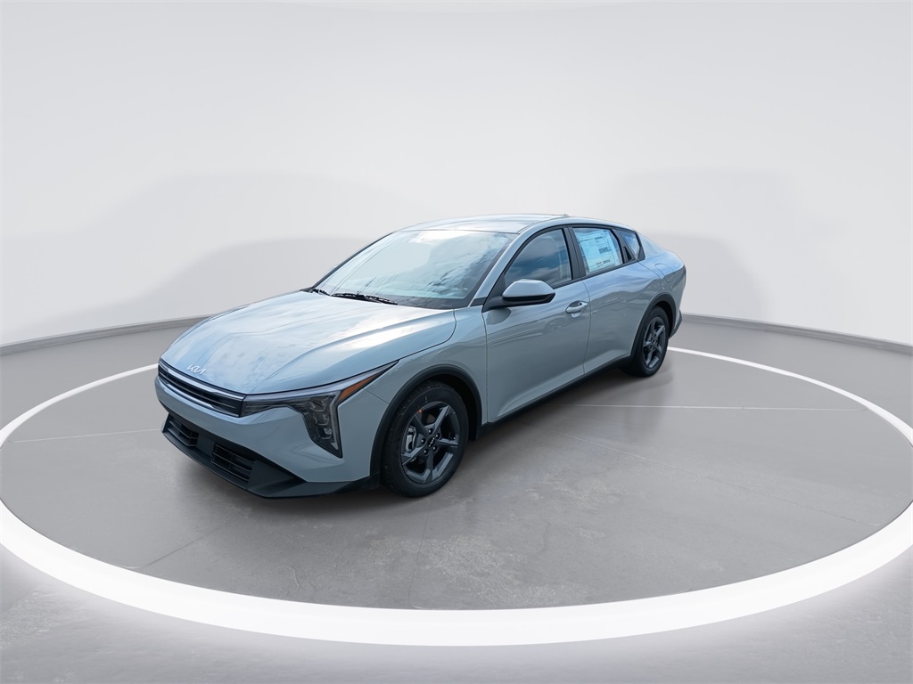 2025 Kia K4 LXS photo 4