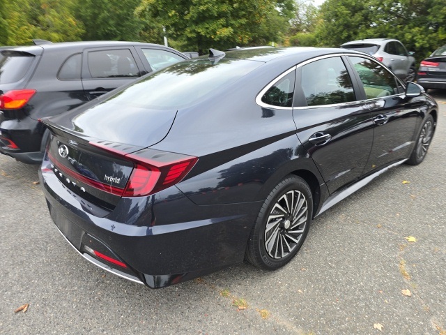 2021 Hyundai Sonata Hybrid Limited photo 3