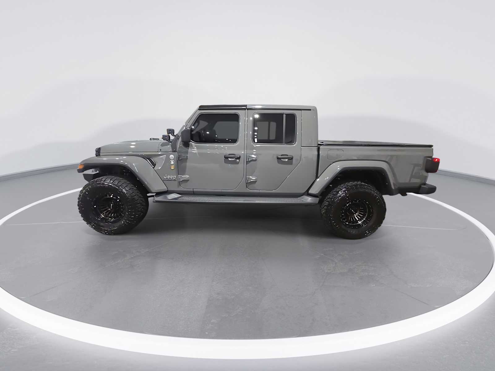 2022 Jeep Gladiator Overland photo 5