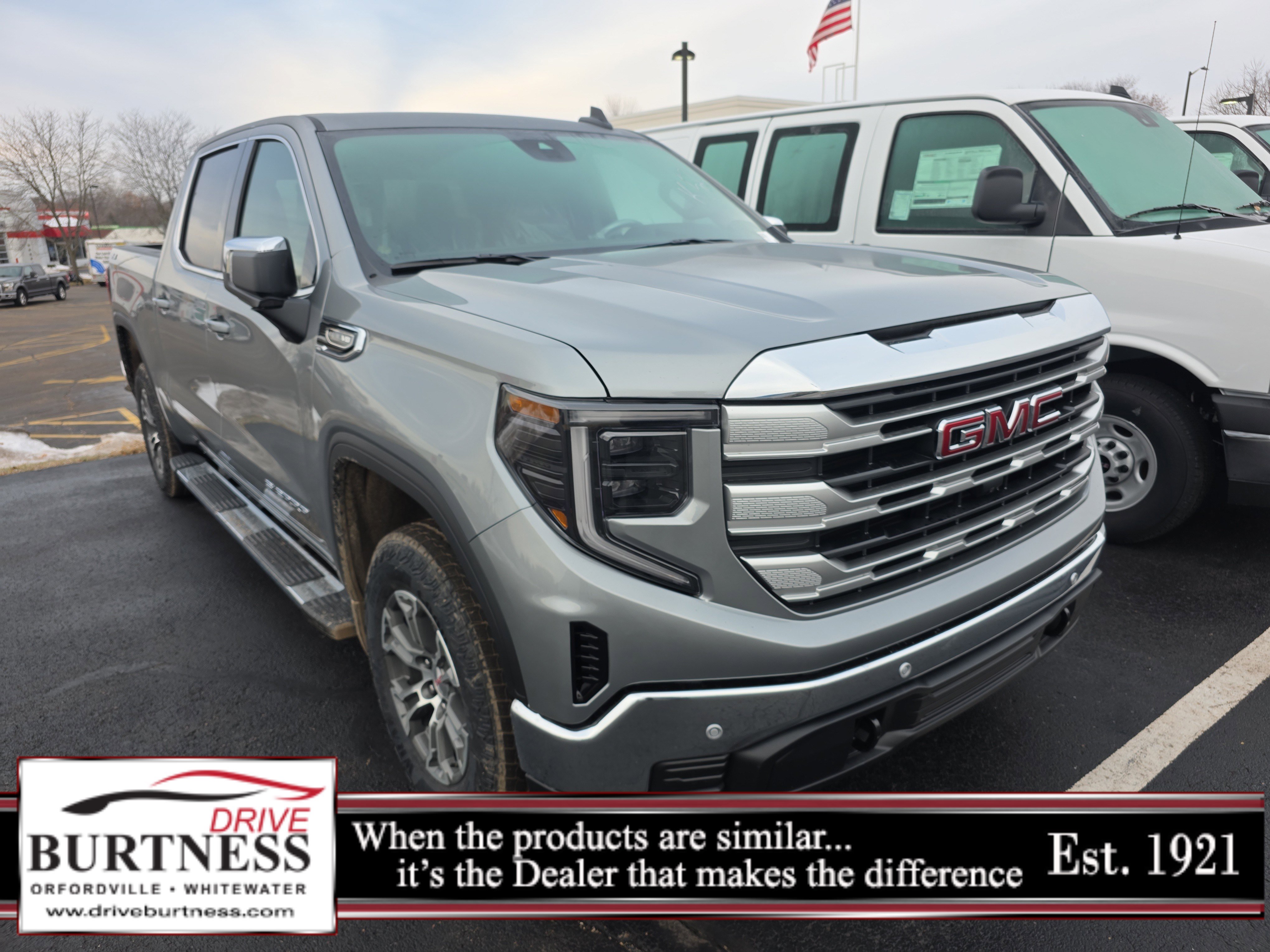 2026 GMC Sierra 1500 SLE's photo