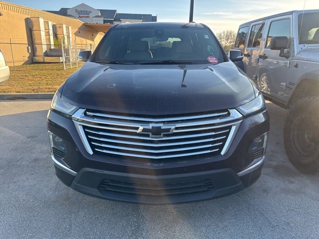 2023 Chevrolet Traverse Premier photo 2