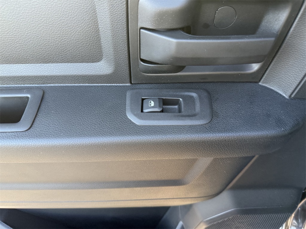 2026 Ram 3500 Tradesman photo 28