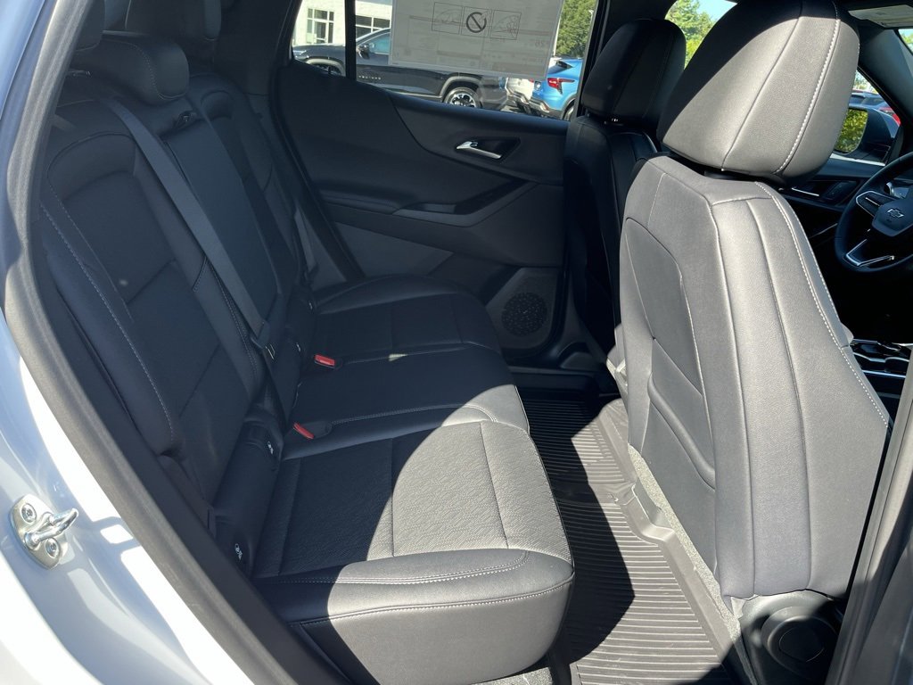 2026 Chevrolet Equinox LT photo 17