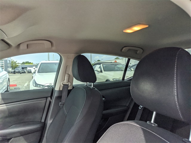 2020 Nissan Sentra S photo 13