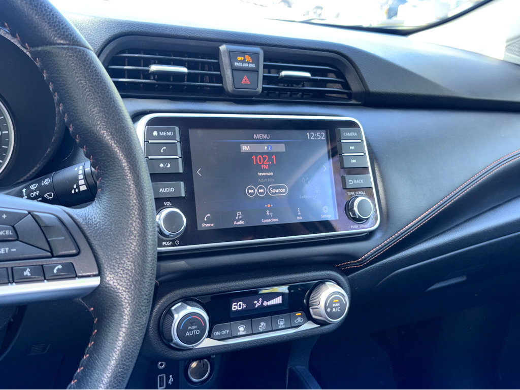 2020 Nissan Versa 1.6 SR photo 9