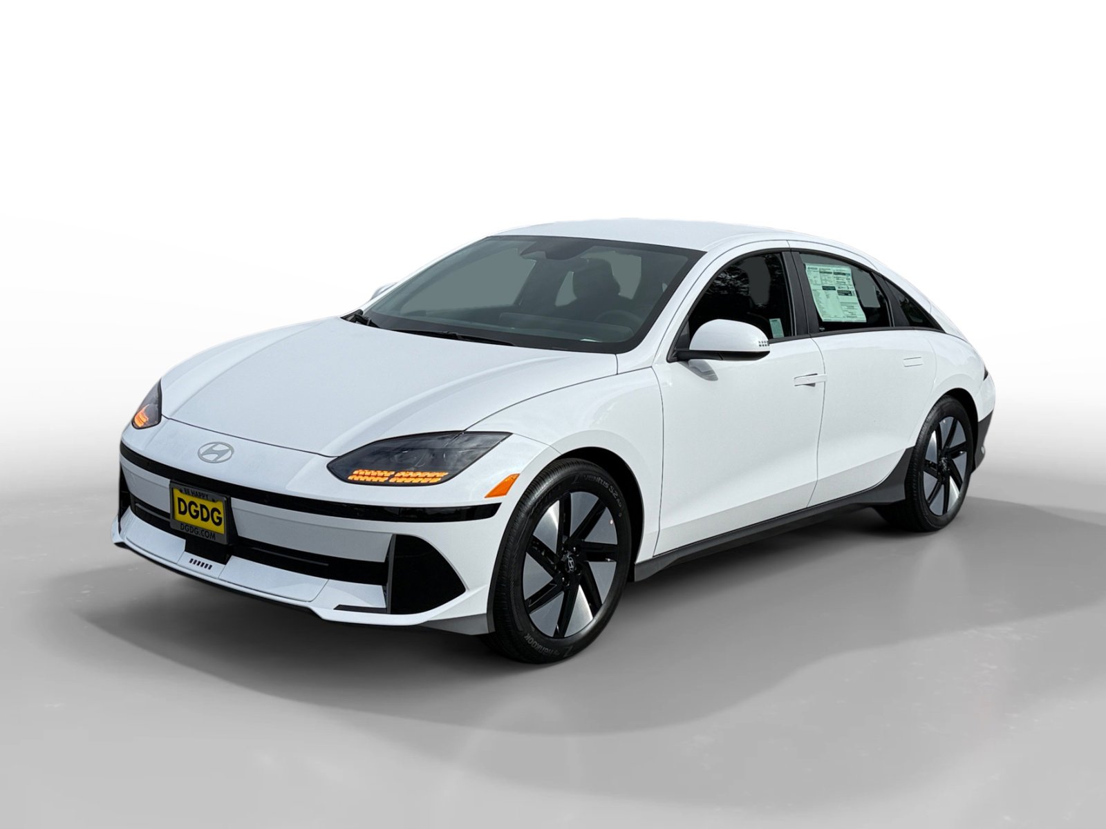 2025 Hyundai IONIQ 6 SE's photo